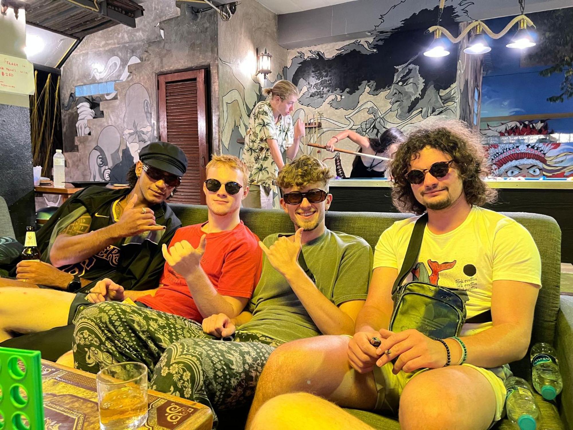 Хостел Happy House Backpackers Пай Экстерьер фото