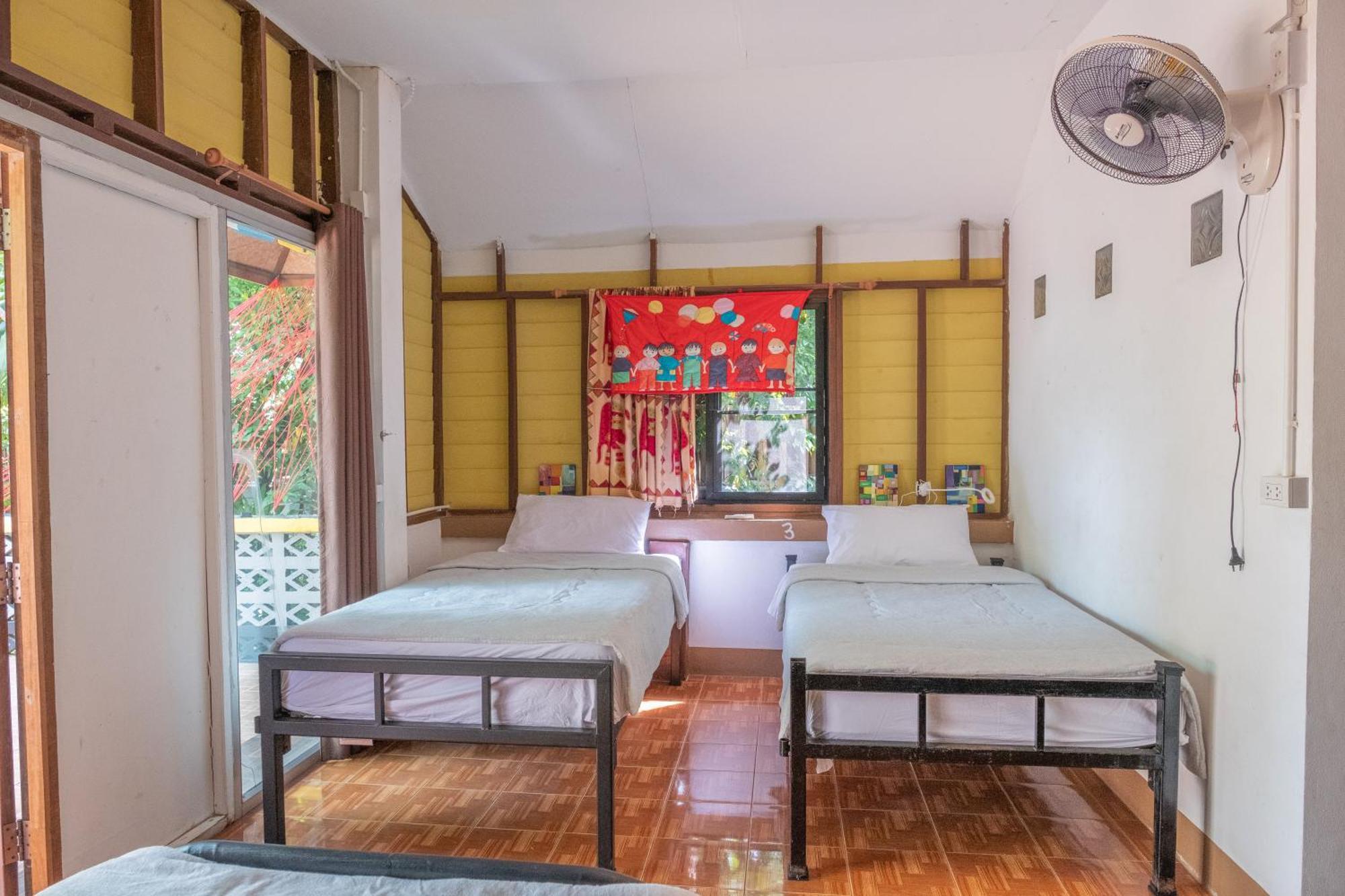 Хостел Happy House Backpackers Пай Экстерьер фото